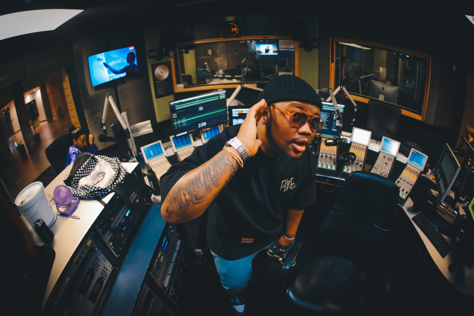 DJ Sabby hosts another year of METRO FM breakfast | Bona Magazine